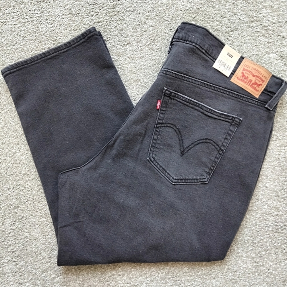 NWT 24W Levi's Wedgie Straight Distressed Jeans - Picture 3 of 14